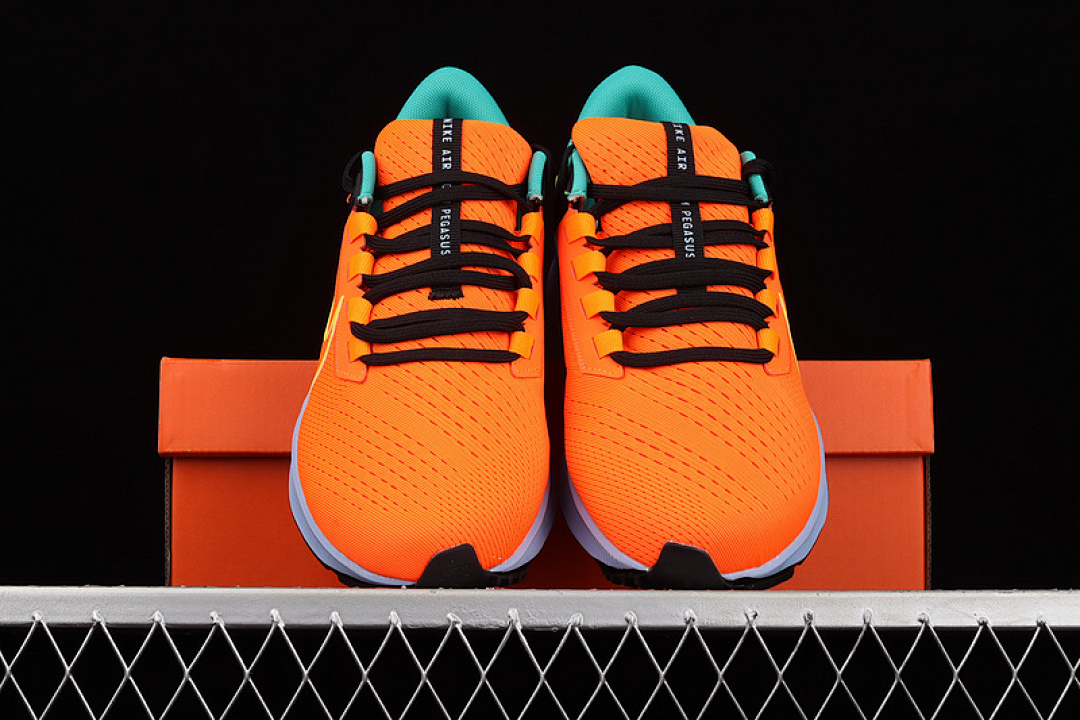 Nike [DM9052-800]-[AIR ZOOM PEGASUS 38 UNITY PACK HYPER CRIMSON/BLACK/ALUMINUM/STRIKE (YELLOW]) - Image 13