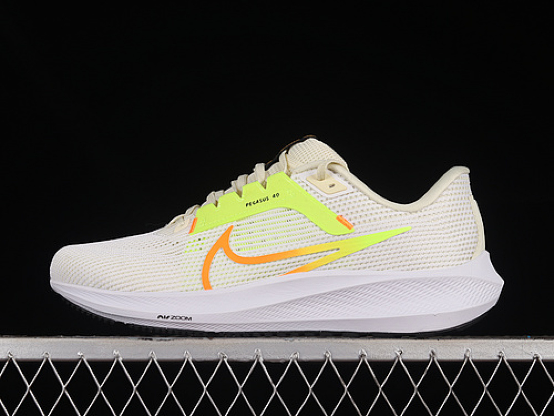 Nike [DV3853-101]-[AIR ZOOM PEGASUS 40 WHITE/VOLT-ORANGE]-[WOMAN:36-39]-[MAN:40-45] - Image 2