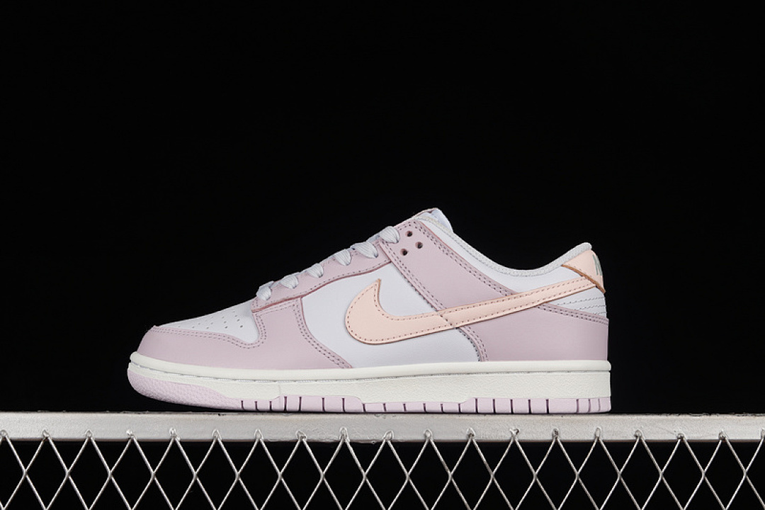 Unbranded [DD1503-001]-[WMNS DUNK LOW 'EASTER'FOOTBALL GREY/ATMOSPHERE/DOLL]-[WOMAN:36-42.5], photo 1