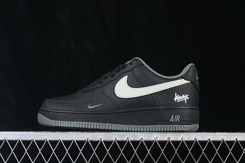 Nike Nike AIR FORCE 1 07 LOW CASUAL SNEAKERS BLACK/INKINESS · ZH0316-174, photo 1