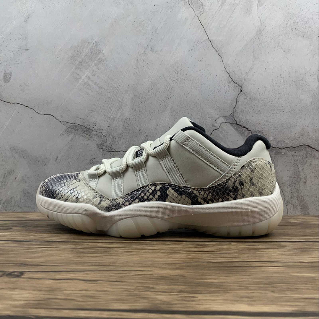 Jordan AIR Jordan 11 RETRO LOW SNAKESKIN LIGHT BONE/UNIVERSITY RED-SAIL-BLACK · CD6846-002, photo 1