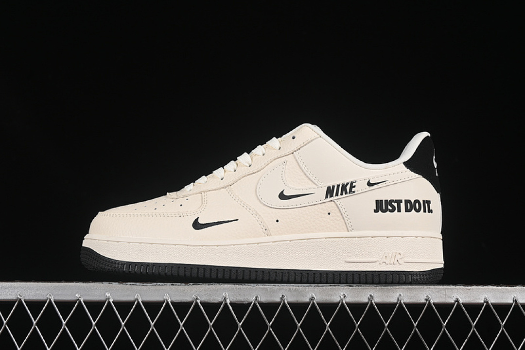 Nike [DF0188-054]-[AIR FORCE 1 07 LOW JUSTDOIT BEIGE/BLACK]-[WOMAN:36-39]-[MAN:40-45] - Image 2
