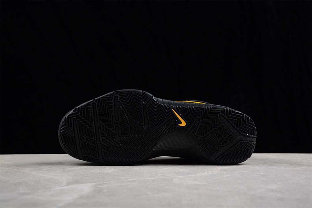 Nike [FQ3544-001]-[ZOOM KOBE IV 4 PROTRO CARPE DIEM BLACK/GOLD]-[MAN:40-46] - Image 14