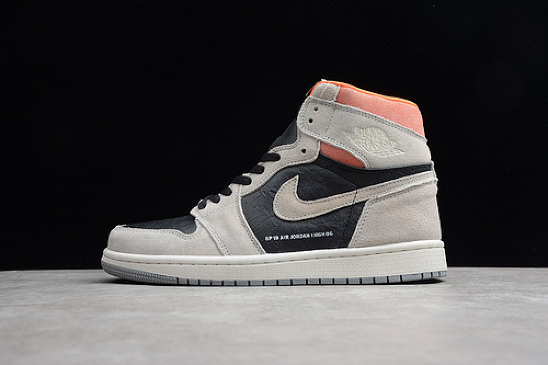Jordan Jordan 1 RETRO HIGH NEUTRAL GREY/HYPER CRIMSON-WHITE-BLACK · 555088-018, photo 1