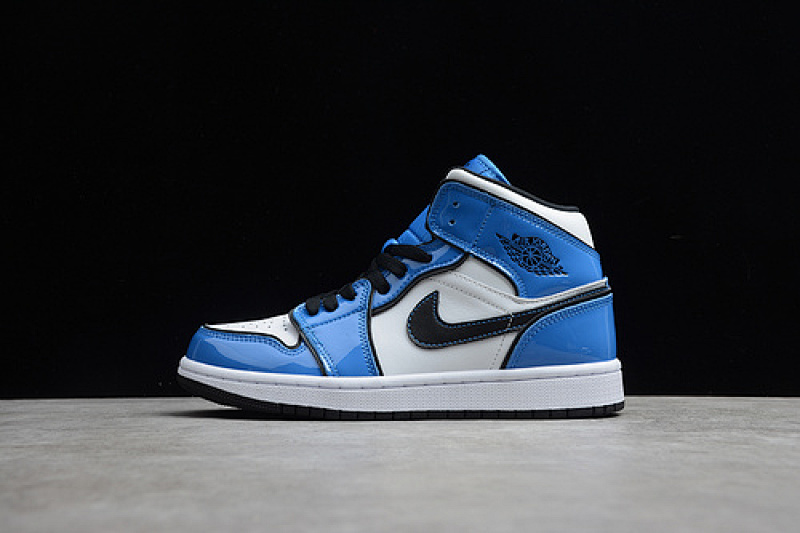 Jordan AIR Jordan 1 MID SE SIGNAL BLUE/WHITE/BLACK · DD6834-402, photo 1