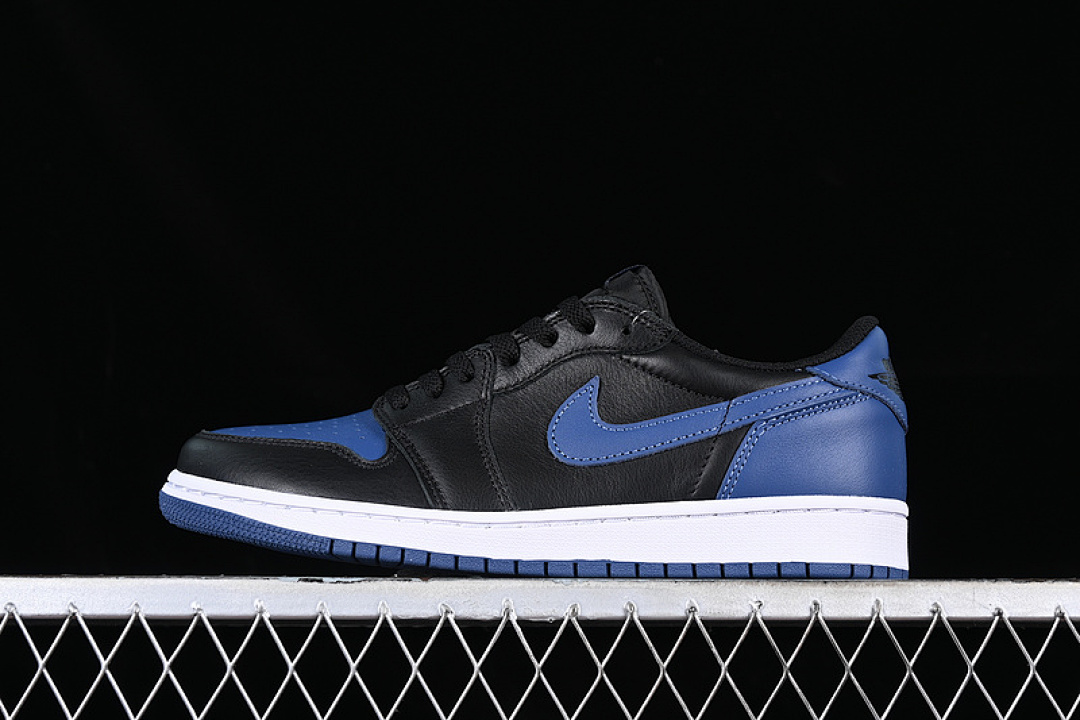 Jordan AIR Jordan 1 LOW OG WHITE/BLACK/BLUE · CZ0775-041, photo 1