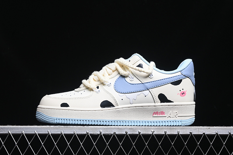 Nike Nike AIR FORCE 1 07 LOW MILK PIG WHITE/BLACK/BLUE · BD7701-110, photo 1
