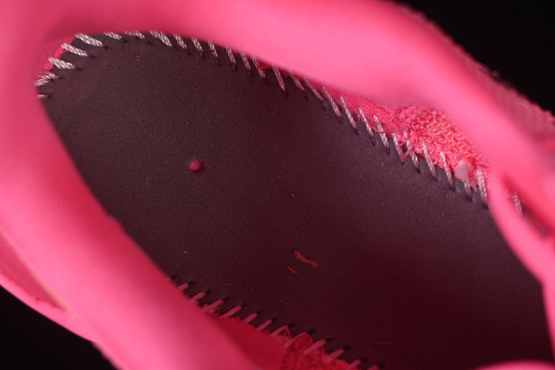 Nike [HQ2050-416]-[AIR ZOOM VOMERO PREMIUM PINK/BLACK]-[WOMAN:36-39]-[MAN:40-45] - Image 5