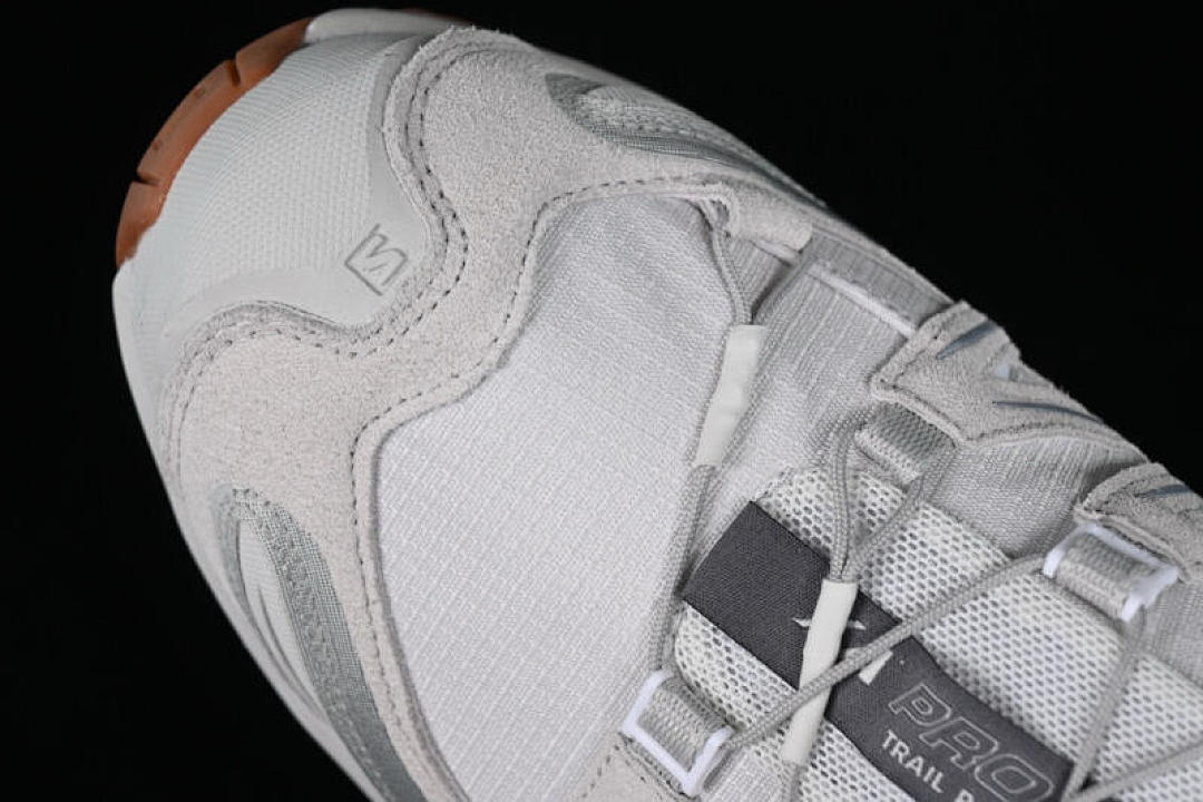On Running [472436-30]-[OUTDOOR TRAIL RUNNING SHOES WHITE/SILVER]-[WOMAN:36-39]-[MAN:40-45] - Image 5