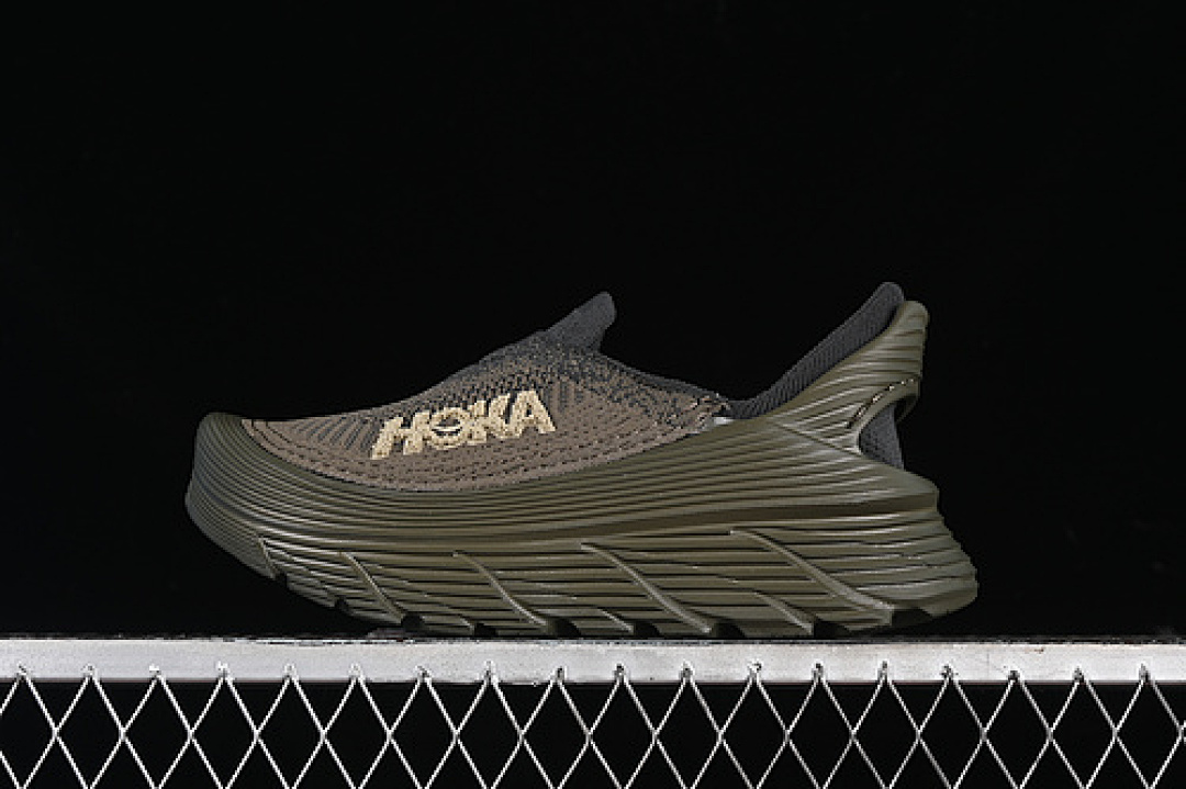 Hoka Hoka [1134532 DOBLC]-[ ONE RESTORE TC GREEN]-[WOMAN:36-39]-[MAN:40-45], photo 1