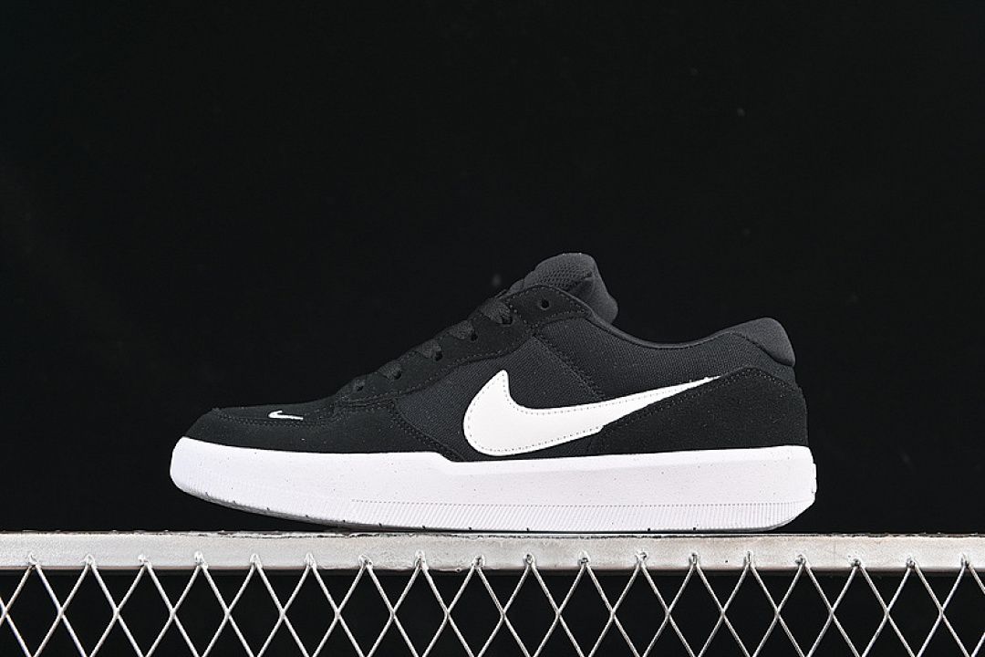 SB FORCE 58 BLACK/WHITE · CZ2959-001, photo 1