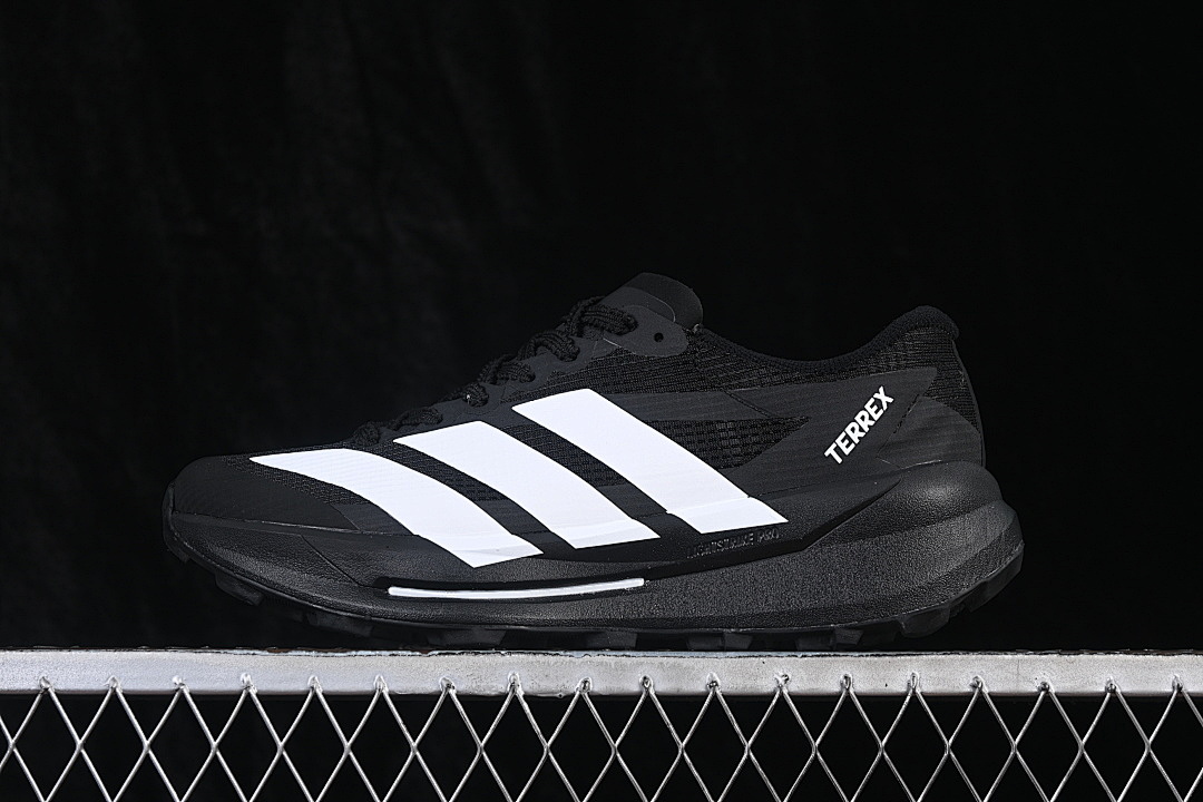 Unbranded [HP7149]-[TERREX AGRAVIC SOLE-BOOSTING RUNNING SHOES BLACK/WHITE/BLACK]-[MAN:40-45], photo 1