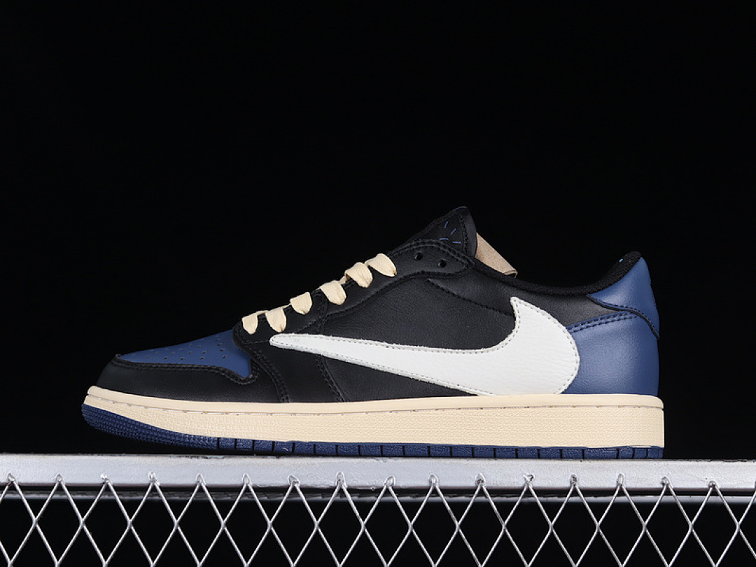 Jordan [DM7866-041]-[TRAVIS SCOTT X AIR JORDAN 1 LOW OG NAVY BLUE/BLACK/WHITE]-[WOMAN:36-39], photo 1