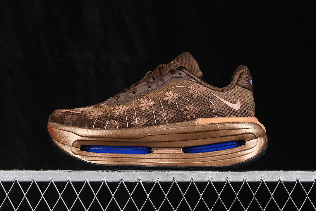 Nike [IQ0028-200]-[VOMERO PREMIUM FLAT STOUT/TEAM ROYAL/FLAT STOUT]-[WOMAN:36-39]-[MAN:40-46] - Image 2
