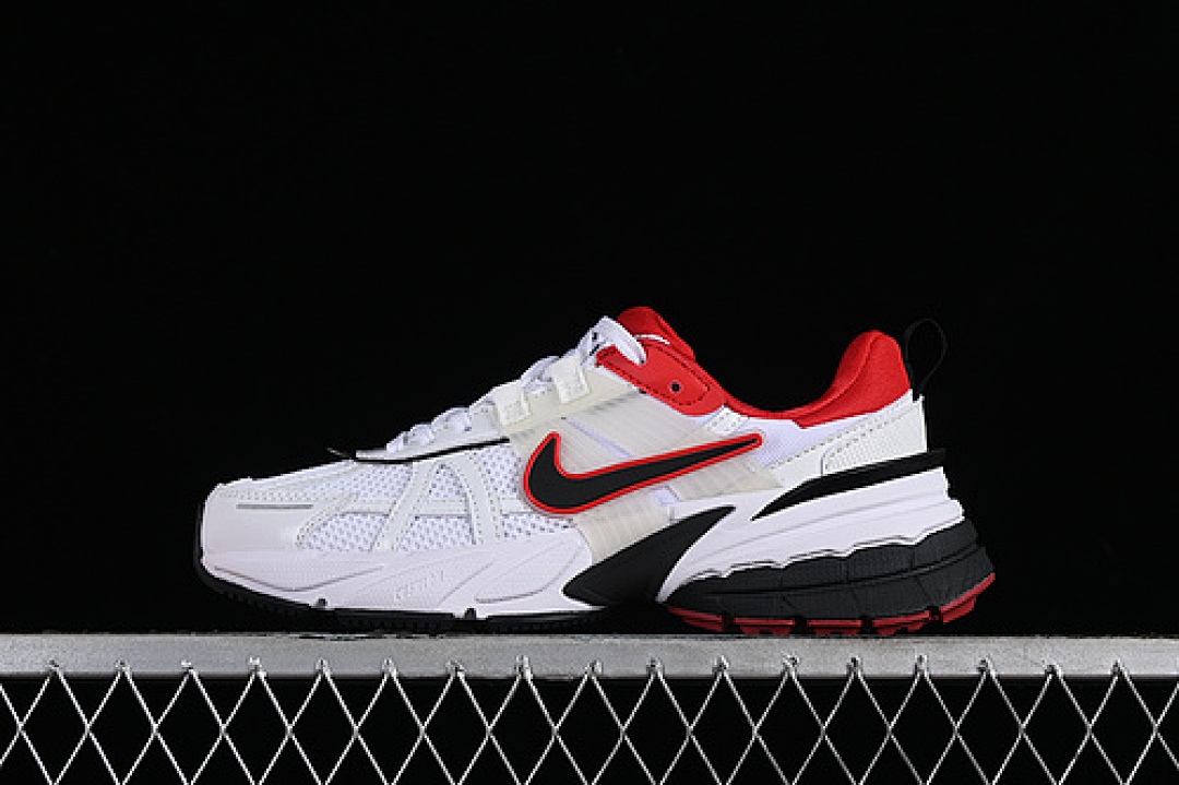 Unbranded [HF0120-100]-[V2K RUNTEKK RUN WHITE/BLACK/RED/GREY]-[WOMAN:36-39]-[MAN:40-45], photo 1