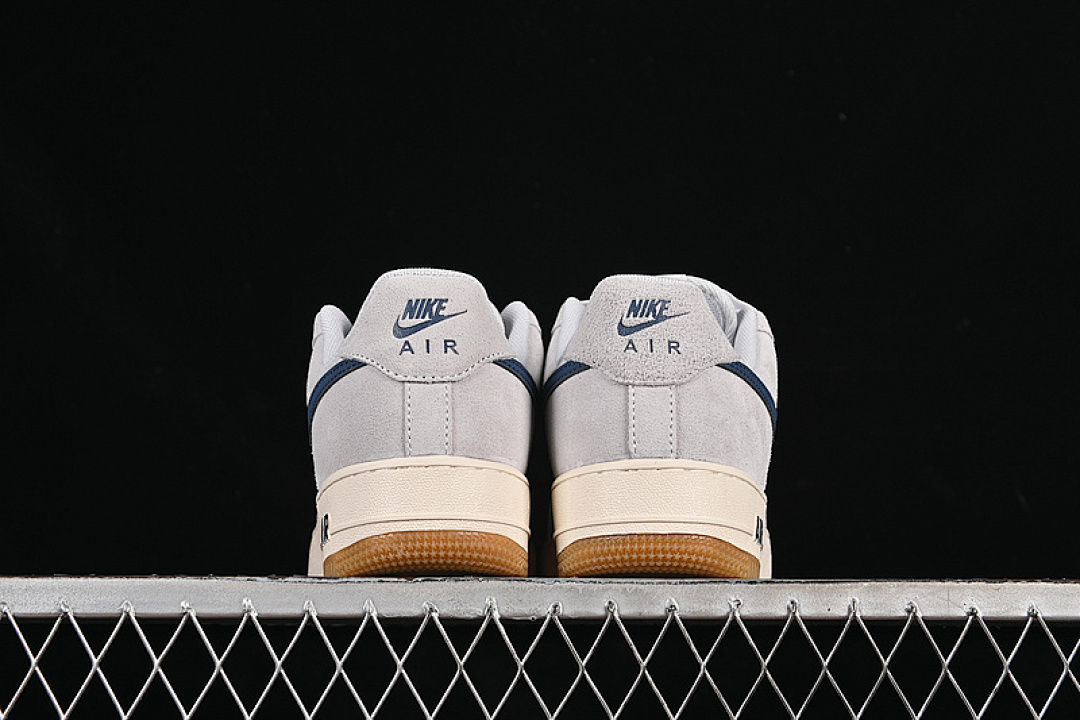 Nike [IB6388-003]-[AIR FORCE 1 07 LOW GREY/BLUE]-[MAN:39-45] - Image 13