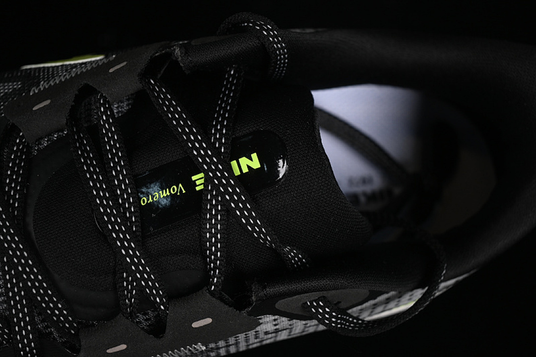 Nike [FB1309-001]-[AIR ZOOM VOMERO 17 BLACK/LIGHT SMOKE GREY/WHITE/VOLT]-[MAN:39-46] - Image 9