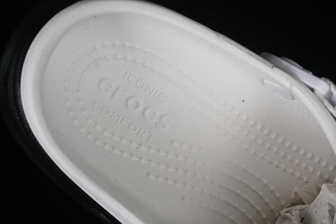 Crocs [CROCS DUET MAX CLOG WHITE/BLACK]-[WOMAN:36-39]-[MAN:40-46] - Image 4