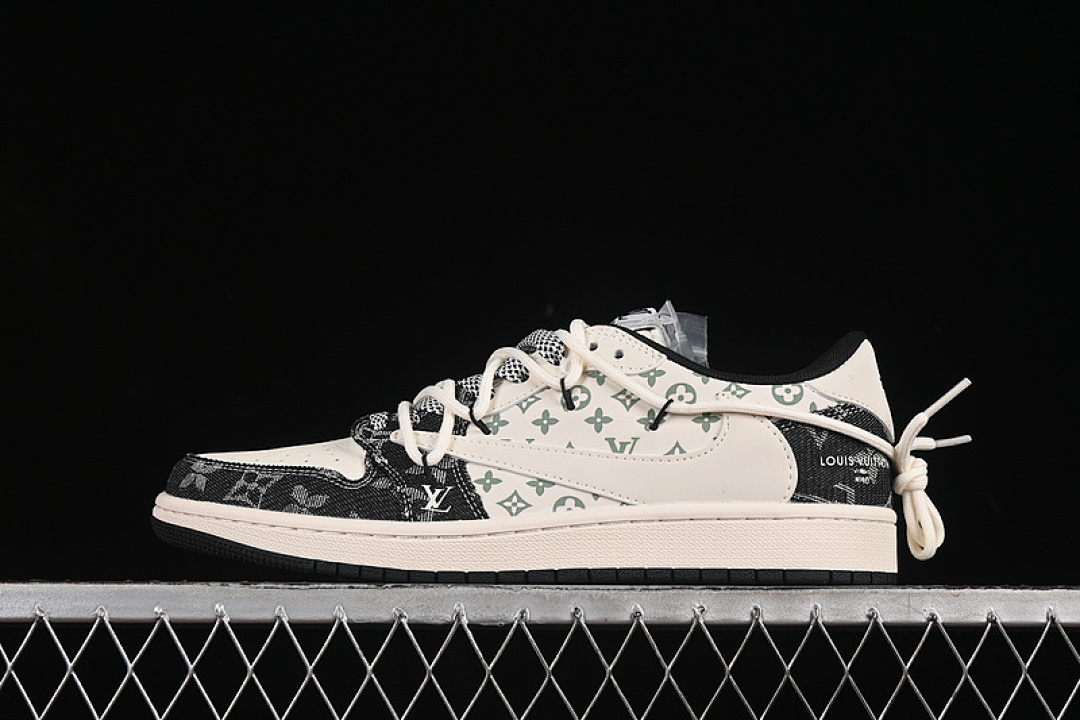 Jordan [YX5066-323]-[TRAVIS SCOTT X FRAGMENT DESIGN AIR JORDAN 1 LOW OG SP WHITE/GREY/BLACK]-[36-45], photo 1
