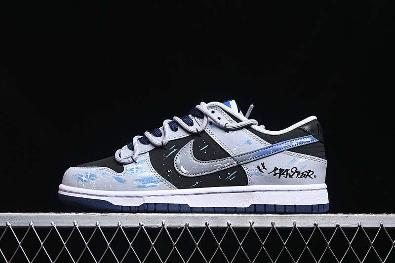 Nike DUNK LOW SB WHITE/FOOTBALL GREY/GAME ROYAL/MIDNIGHT NAVY/BLACK · FQ8826-100, photo 1