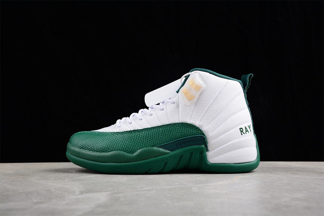 Jordan [136001-063]-[NIKR AIR JORDAN 12 RETRO SP AJ12 WHITE/GREEN]-[MAN:40-47.5], photo 1