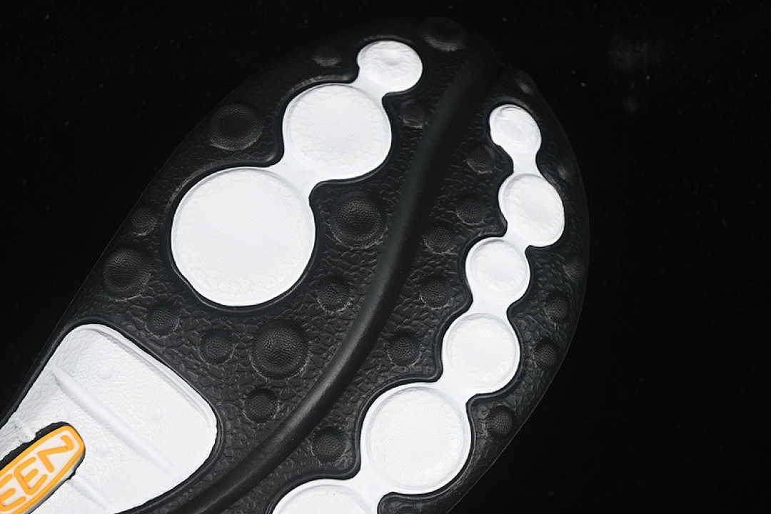 Keen [1022255]-[KEEN JASPER BLACK/WHITE]-[WOMAN:35-39]-[MAN:40-45] - Image 3