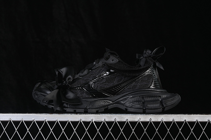 Balenciaga Balenciaga LEISURE LIFESTYLE SHOES BLACK/BLACK/BLACK · WXLMC1020, photo 1