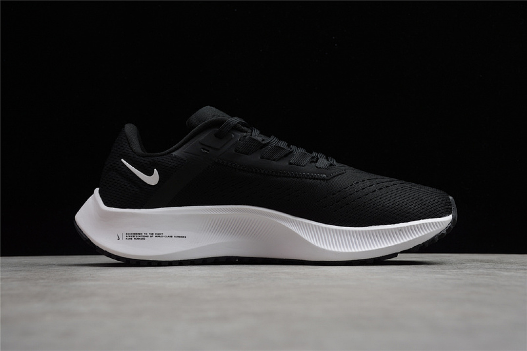 Nike [CW7356-002]-[AIR ZOOM PEGASUS 38 BLACK/ANTHRACITE/VOLT/WHITE]-[WOMAN:36-39]-[MAN:40-45] - Image 5