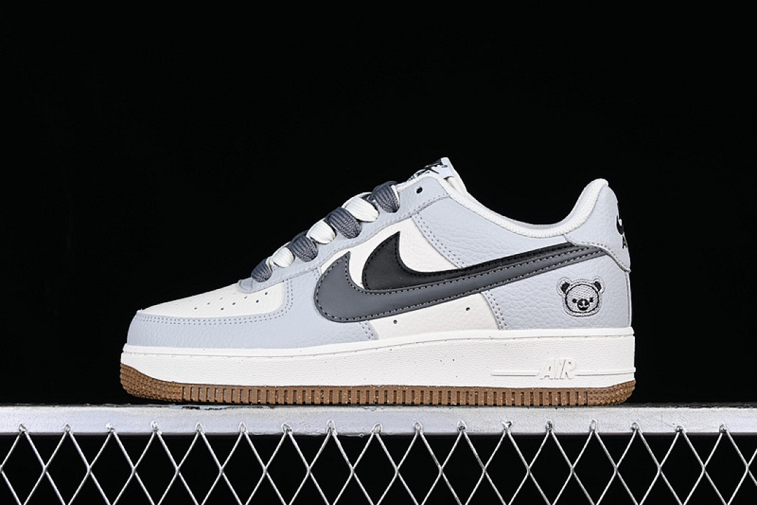 Nike Nike AIR FORCE 1 07 LOW WHITE/GREY/BLACK · CC2569-033, photo 1