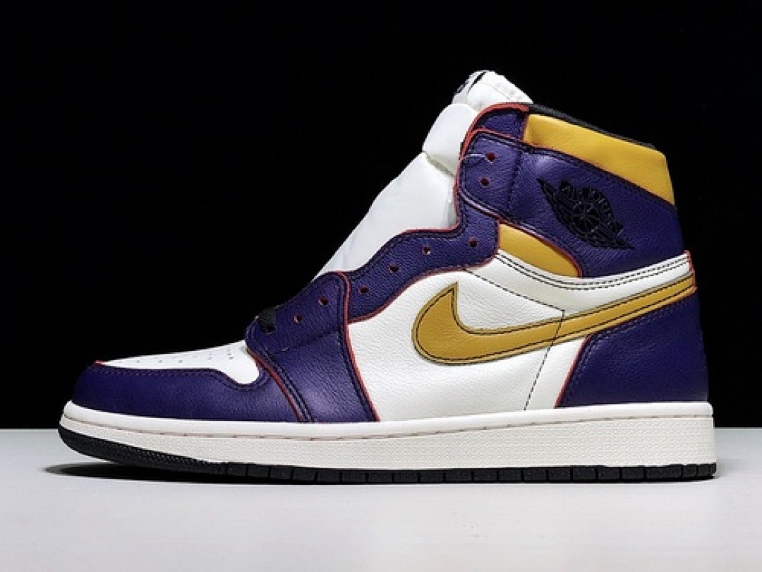 Jordan AIR Jordan 1 RETRO HIGH OG LA TO CHICAGO PURPLE/GOLD · CD6578-507, photo 1