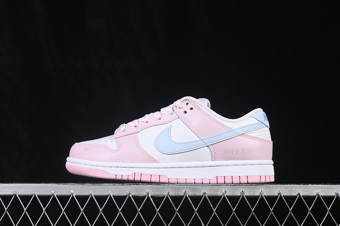 Nike DUNK LOW CASUAL SNEAKERS LIGHT PINK/PINK · IB3484-001, photo 1