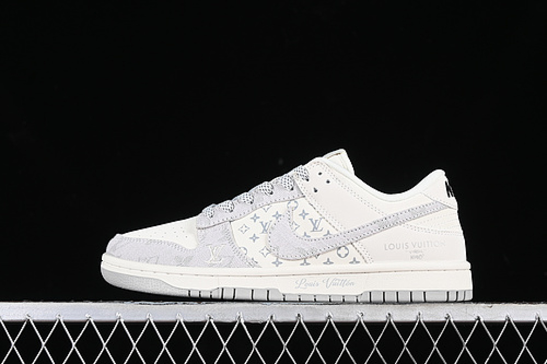 Unbranded [JH8310-947]-[SB DUNK LOW L*V BEIGE GREY/WHITE]-[WOMAN:36-39]-[MAN:40-45], photo 1