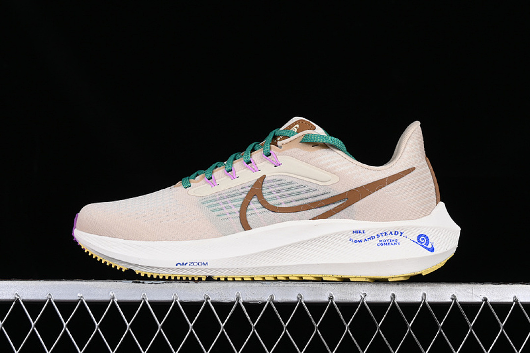 Nike [DV8922-100]-[AIR ZOOM PEGASUS 39 WHITE/GREY/BROWN/GREEN]-[MAN:39-46] - Image 16