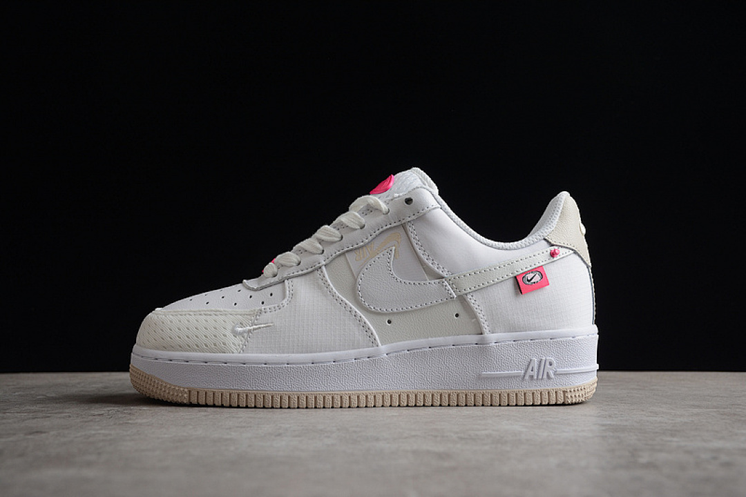 Nike [DX6061-111]-[AIR FORCE 1 LOW 07 LX PINK BLING SUMMIT WHITE/WHITE/WHITE/STRING]-[UNISEX:36-45], photo 1
