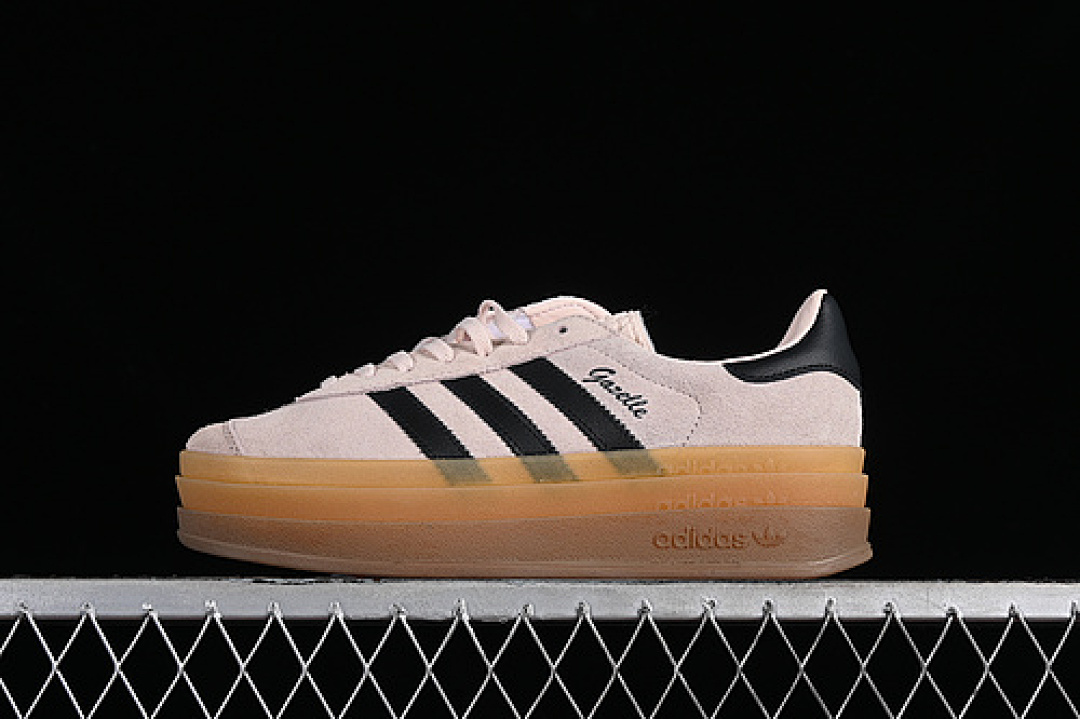 Unbranded [IE0429]-[ORIGINALS GAZELLE BOLD WONDER QUARTZ/CORE BLACK/CORE BLACK]-[WOMAN:35.5-42], photo 1