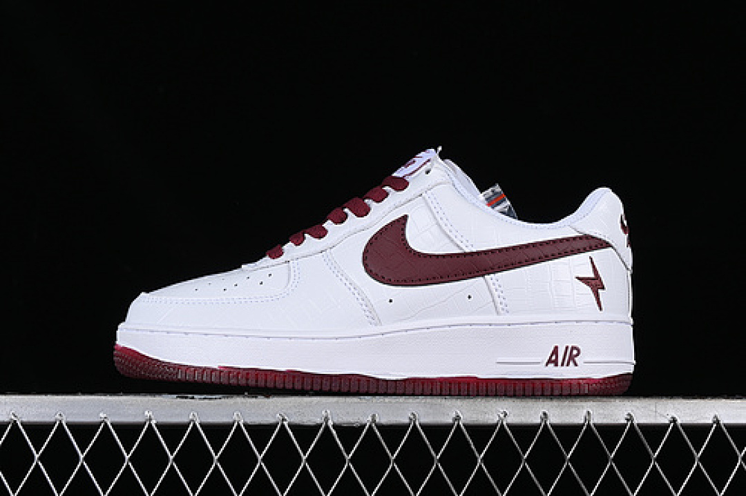 Nike [DD0614-335]-[AIR FORCE 1 07 LOW LADAINIAN TOMLINSON WHITE/BROWN]-[WOMAN:36-39]-[MAN:40-45], photo 1