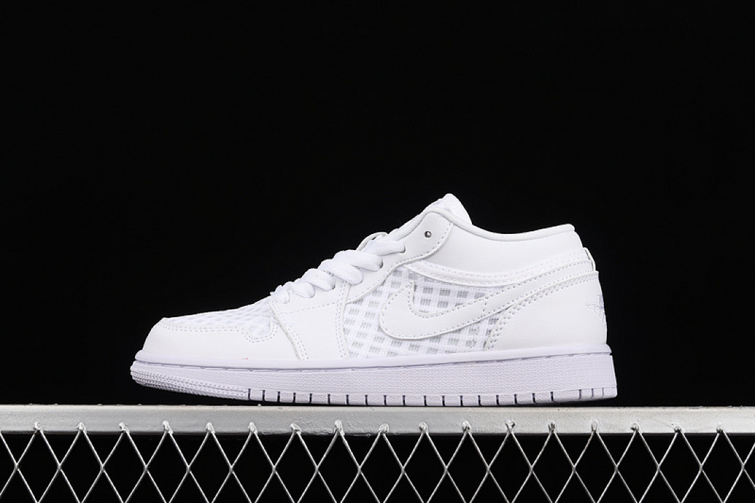 Jordan [DC9508-100]-[AIR JORDAN 1 LOW BREATHE WHITE/WHITE/WHITE]-[WOMAN:36-39]-[MAN:40-46], photo 1