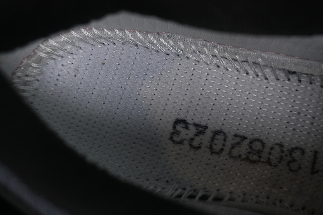 On Running [474294-25]-[ XT QUEST GTX OUTDOOR OFF ROADING DARK GRAY/BLACK]-[WOMAN:36-39]-[MAN:40-46.5] - Image 4