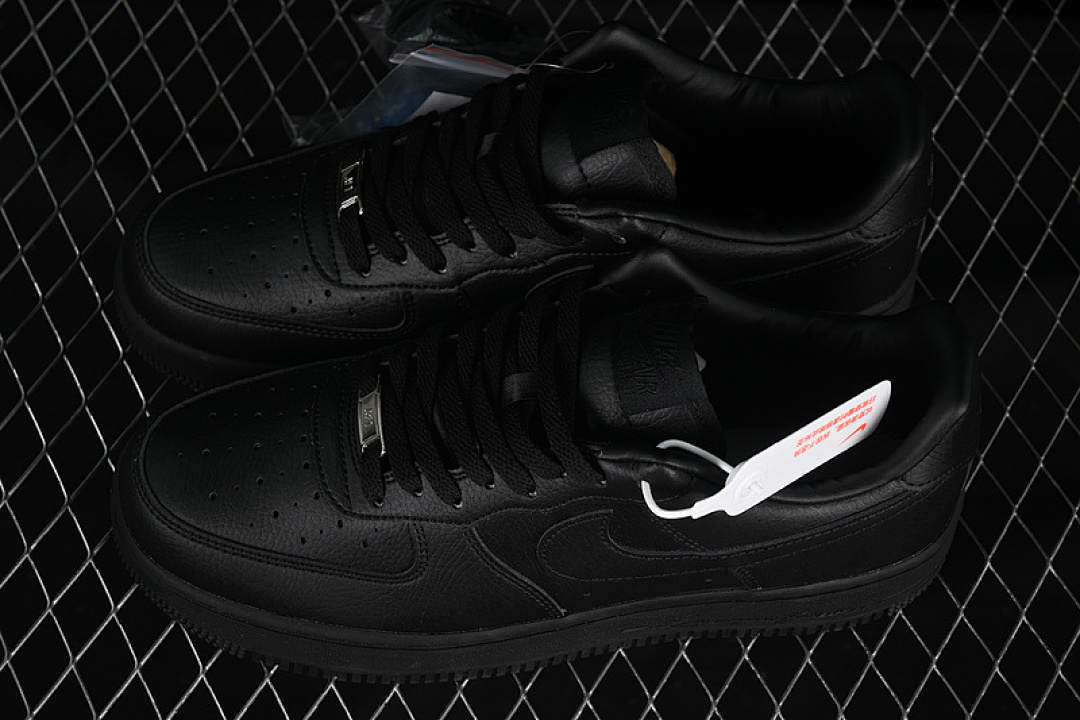 Nike [CZ8065-001]-[AIR FORCE 1 07 LOW BLACK]-[WOMAN:36-39]-[MAN:40-45] - Image 10