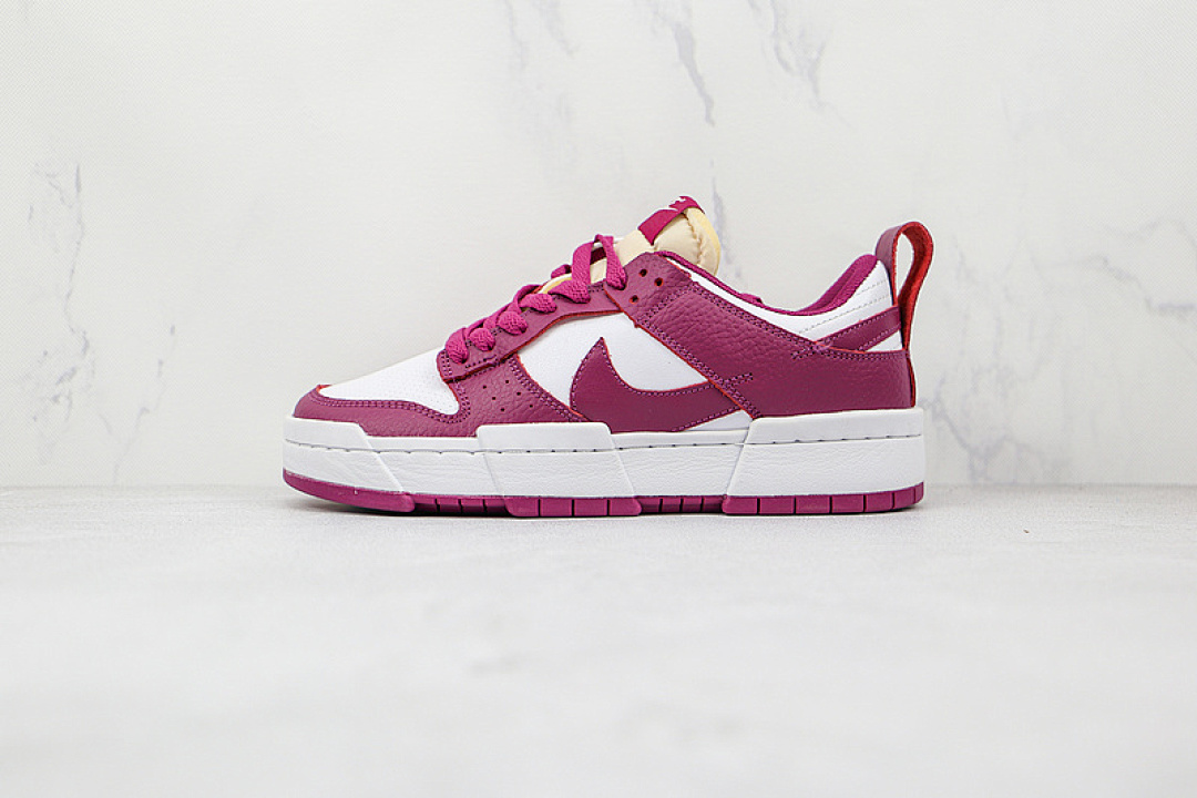 Unbranded [DN5065-100]-[SB DUNK LOW DISRUPT WHITE/WHITE/RED PLUMB]-[WOMAN:36-39]-[MAN:40-44], photo 1