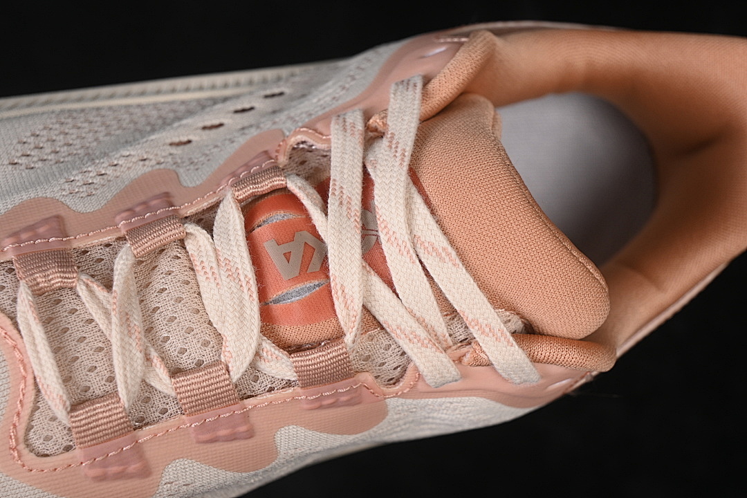 Hoka [1147913-VSN]-[LIGHTWEIGHT RUNNING SHOES VANILLA /SANDSTONE]-[WOMAN:36-39]-[MAN:40-46] - Image 9