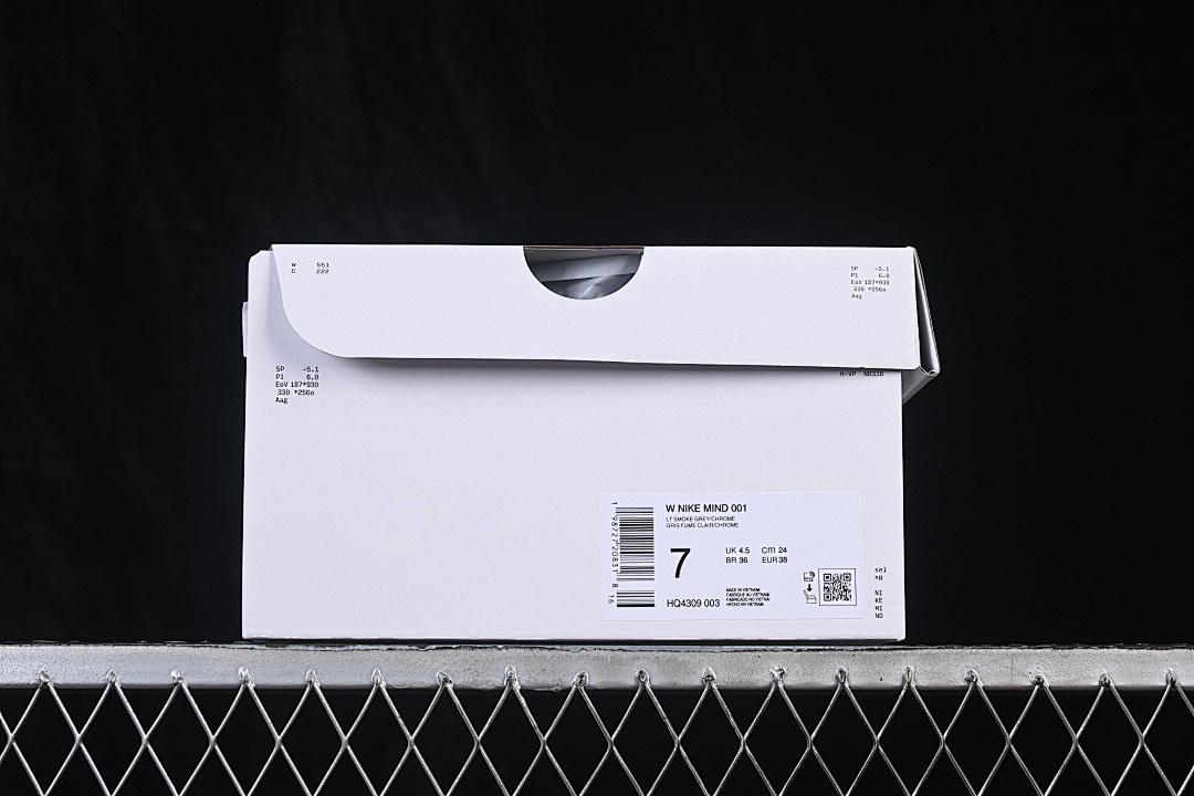 Unbranded [HQ4307-003]-[MIND 001 SLIDE LIGHT SMOKE GREY/HYPER CRIMSON]-[WOMAN:36-39]-[MAN:40-47.5] - Image 10