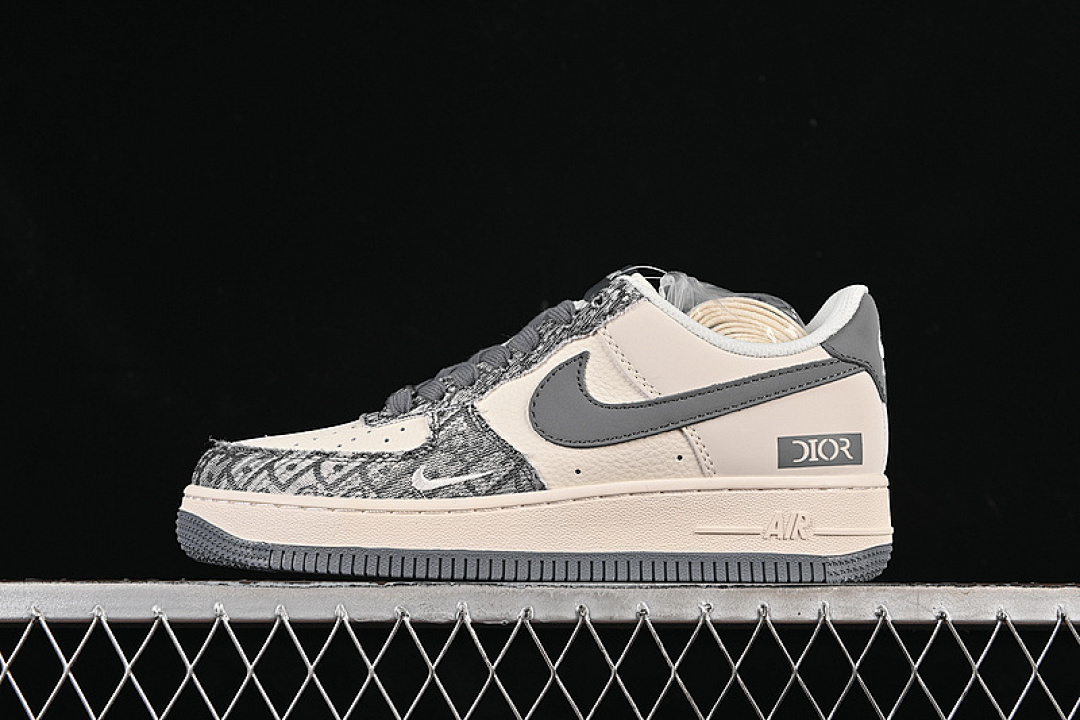Nike [XS1958-580]-[AIR FORCE 1 07 LOW WHITE/GREY]-[WOMAN:36-39]-[MAN:40-45] - Image 2