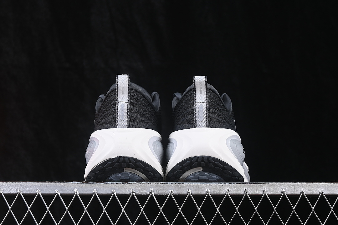 Nike [HV8150-008]-[AIR ZOOM VOMERO PLUS AIR CUSHION SHOES BLACK/WHITE/GREY]-[WOMAN:39]-[MAN:40-45] - Image 13