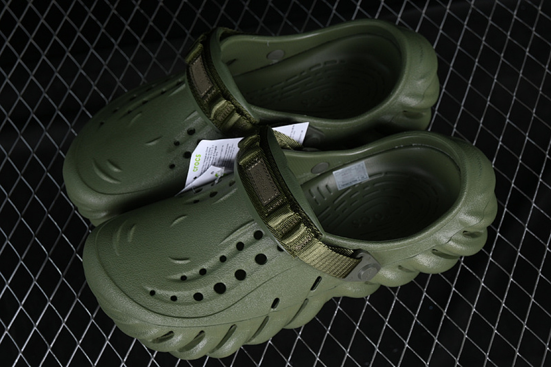Crocs [SALEHE BEMBURY X CROCS POLLE CLOG ARMY GREEN/ARMY GREEN]-[UNISEX:36-46] - Image 6