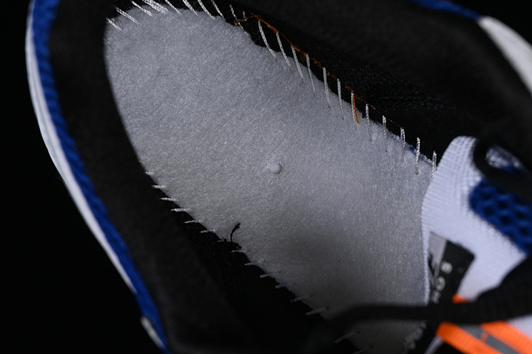 Nike [CI1694-100]-[AIR ZOOM VOMERO 5 SE SP WHITE/RACER BLUE BLACK]-[WOMAN:36-39]-[MAN:40-45] - Image 4