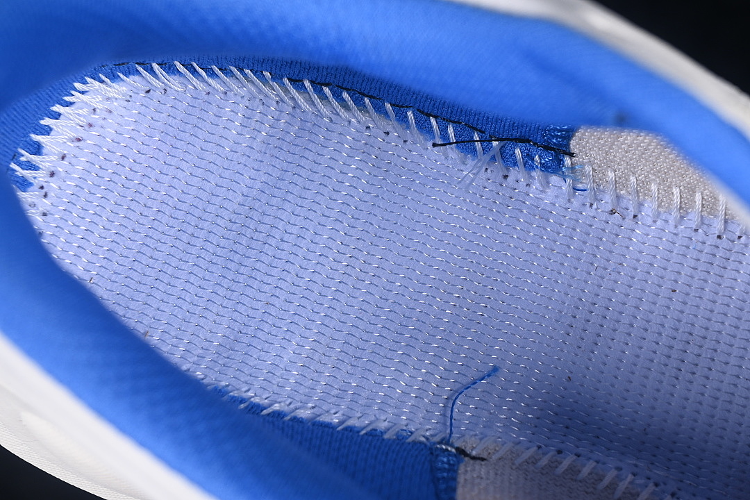 On Running [1162011-GRTV]-[BONDI 9 FUNCTIONAL CUSHIONING RUNNING SHOES WHITE/BLUE]-[MAN:40-45] - Image 5