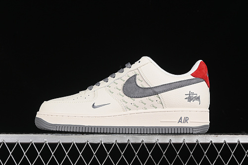 Nike Nike AIR FORCE 1 07 LOW WHITE/GREY/RED · XZ3318-567, photo 1