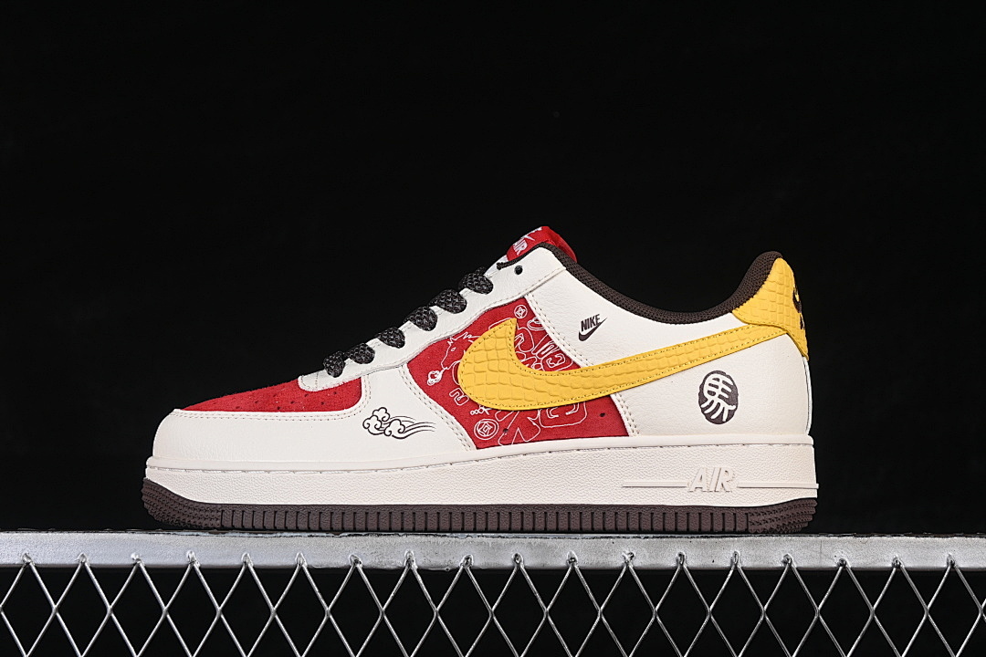 Nike Nike AIR FORCE 1 07 LOW WHITE/RED/YELLOW · JP2026-155, photo 1