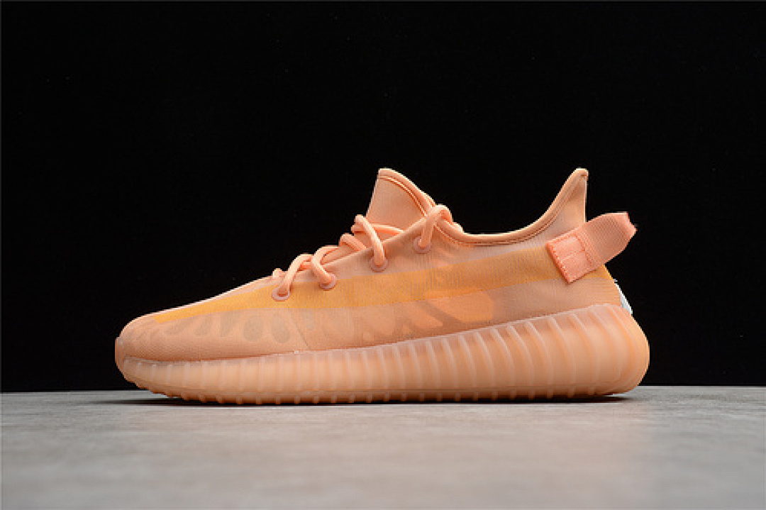 Adidas Adidas YEEZY BOOST 350 V2 APRICOT MOON ORANGE MONO CLAY/MONO CLAY · GW2870, photo 1